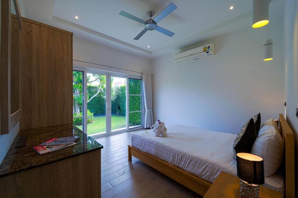 Modern 3 Bedroom Pool - Mr54 Vakantiehuis