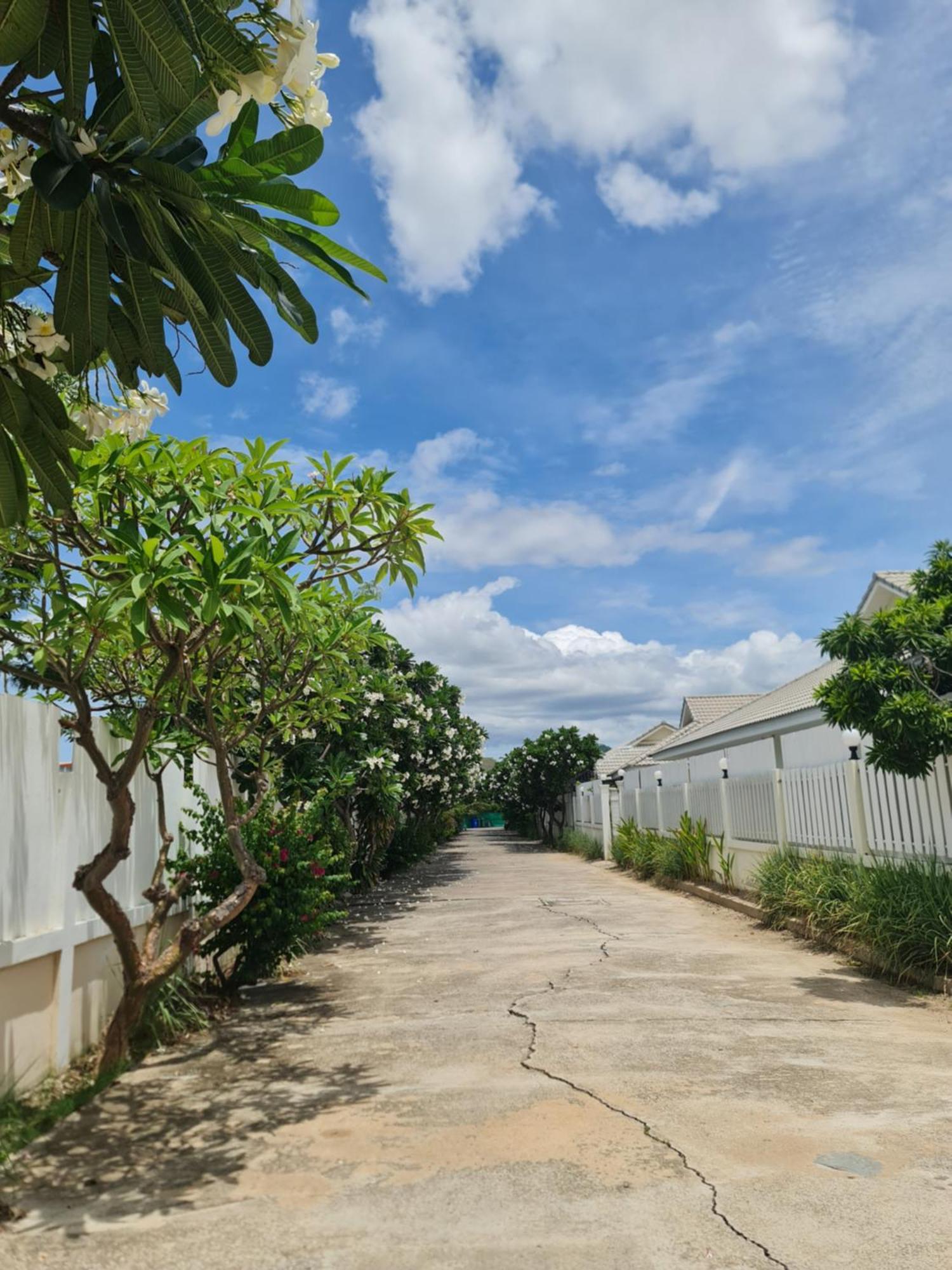Baan Leelawadee Guest house *