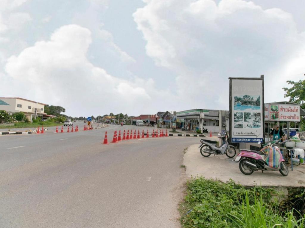 Hotel Capital O961 Baan Dow Chompoo Hua Hin