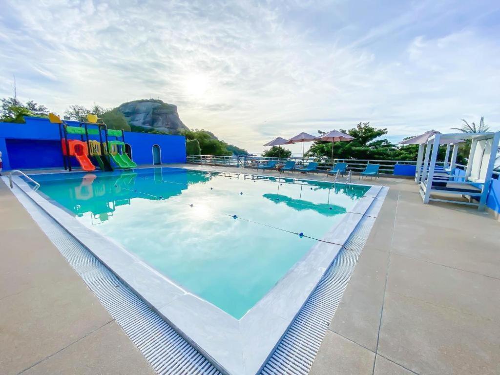 Tempat peranginan Blue Wave 3*