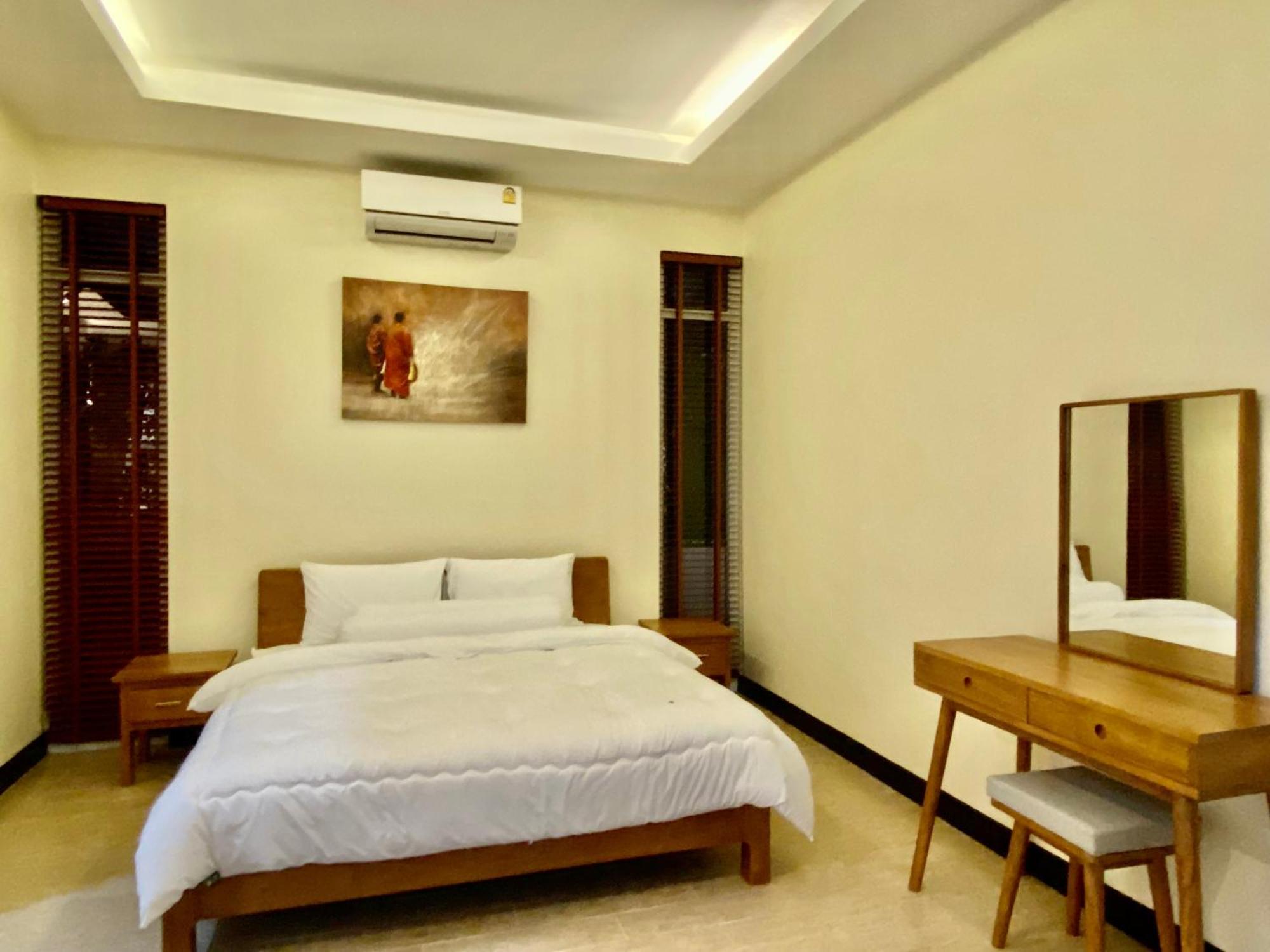 Ban Khun Tu Pool Villa