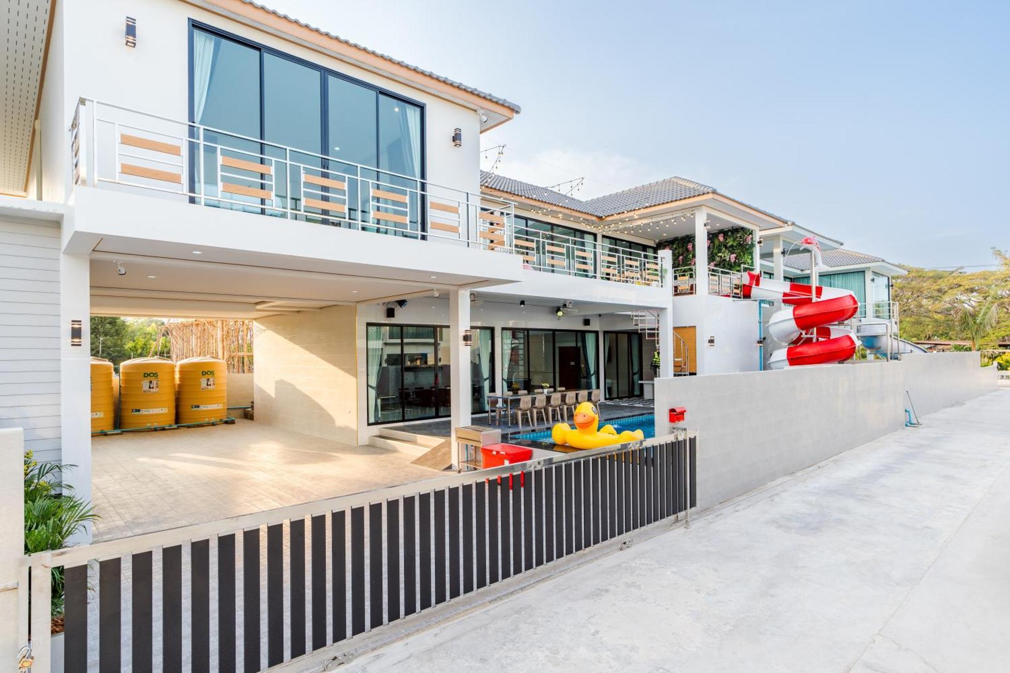 บ้านพัก Blue Club Pool Villa Hua Hin