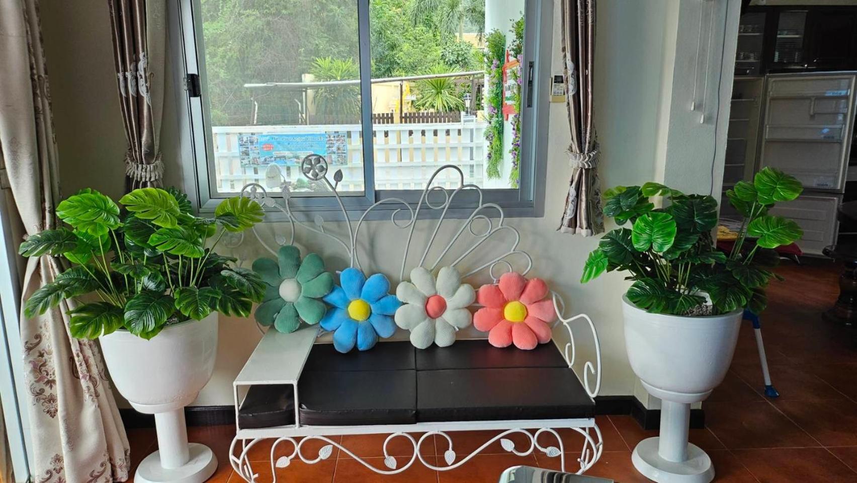 Pool & Villa Hua Hin