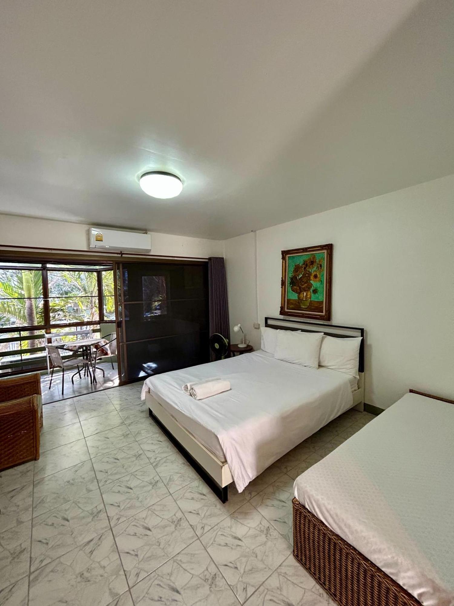 Baan Napapan Front, Homestay