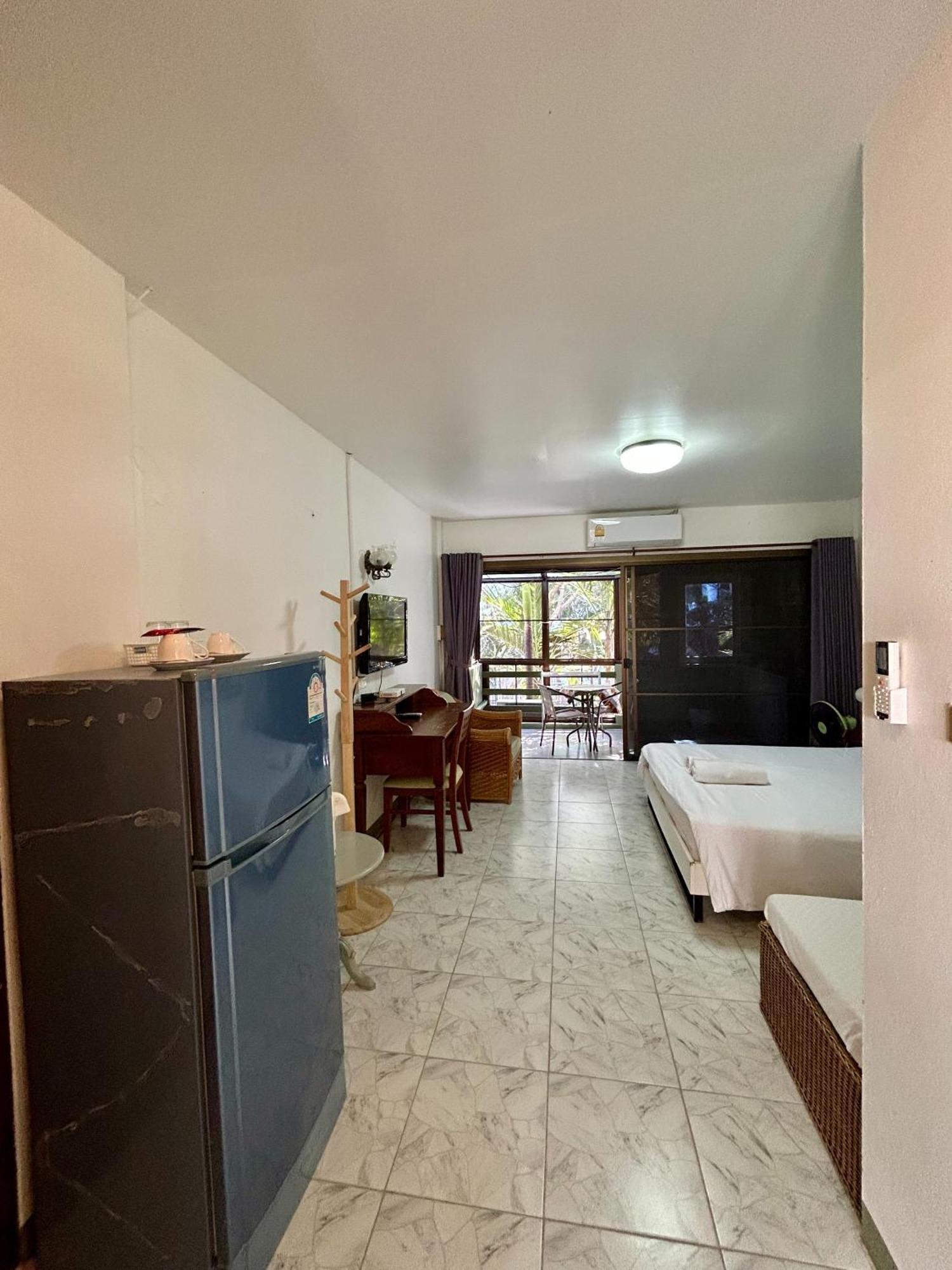 Homestay Baan Napapan Front, *