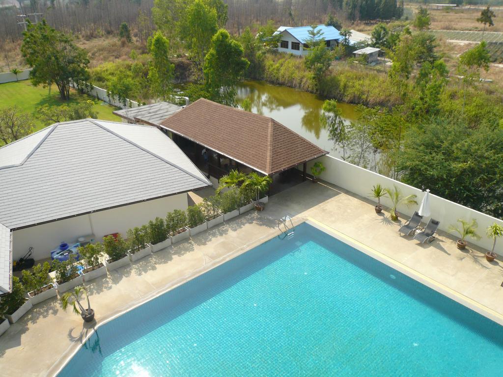 Tai-pan And Resort