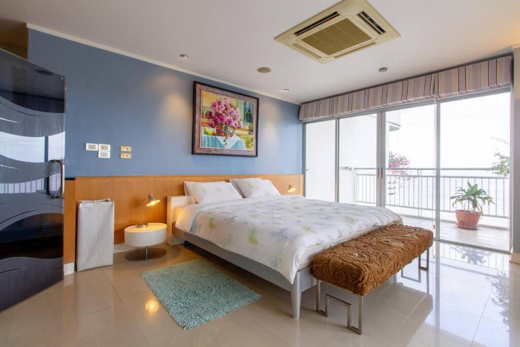 120 Sqm Beachfront