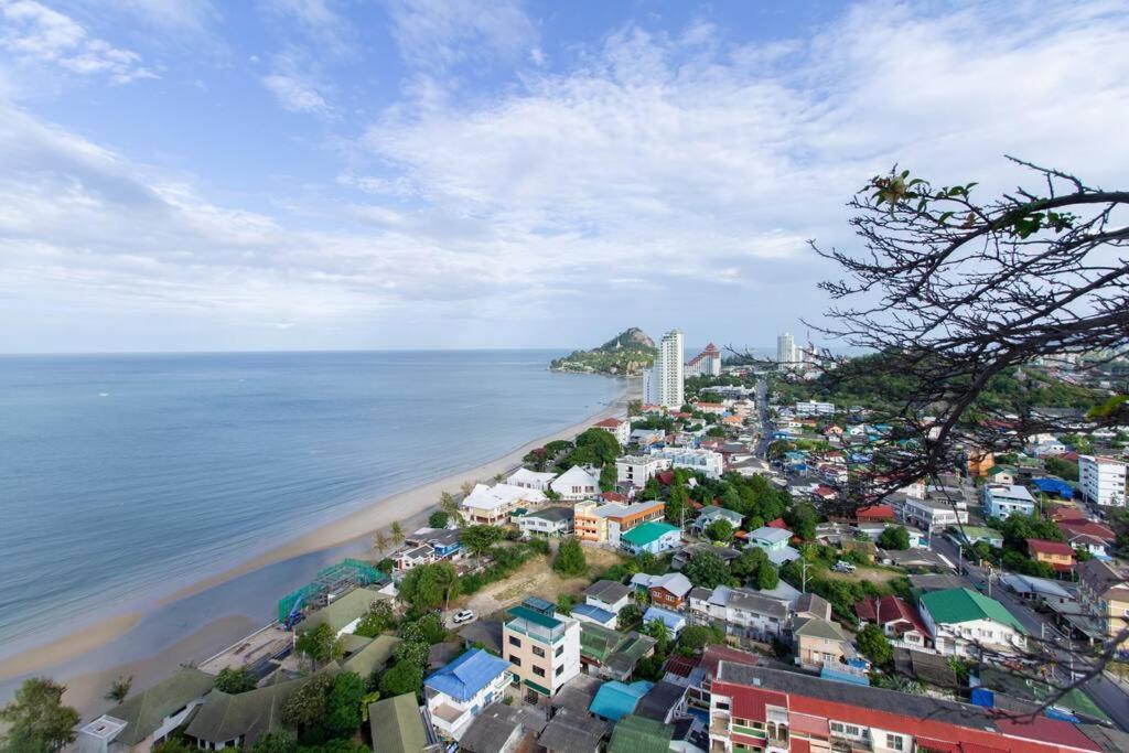120 Sqm Beachfront Apartment *
