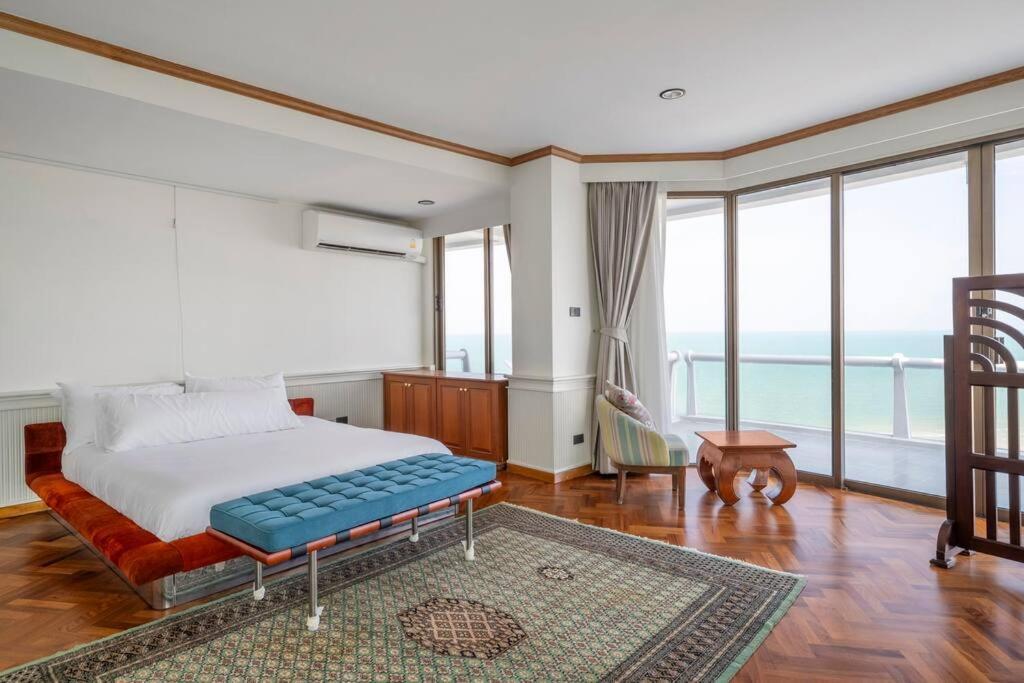 4br Seaview 360 Penthouse 11f * Hua Hin