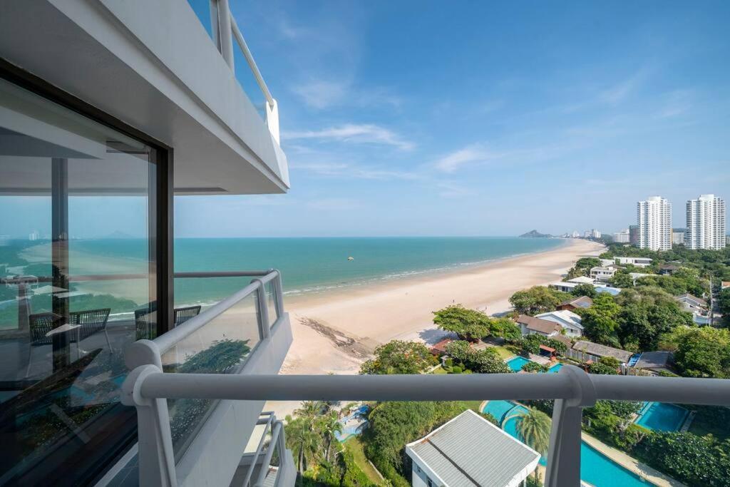 4br Seaview 360 Penthouse 11f Hua Hin