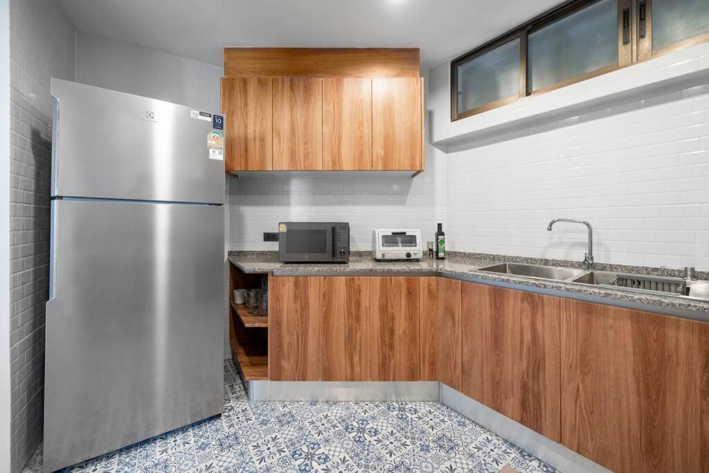 4br Seaview 360 Penthouse 11f Hua Hin