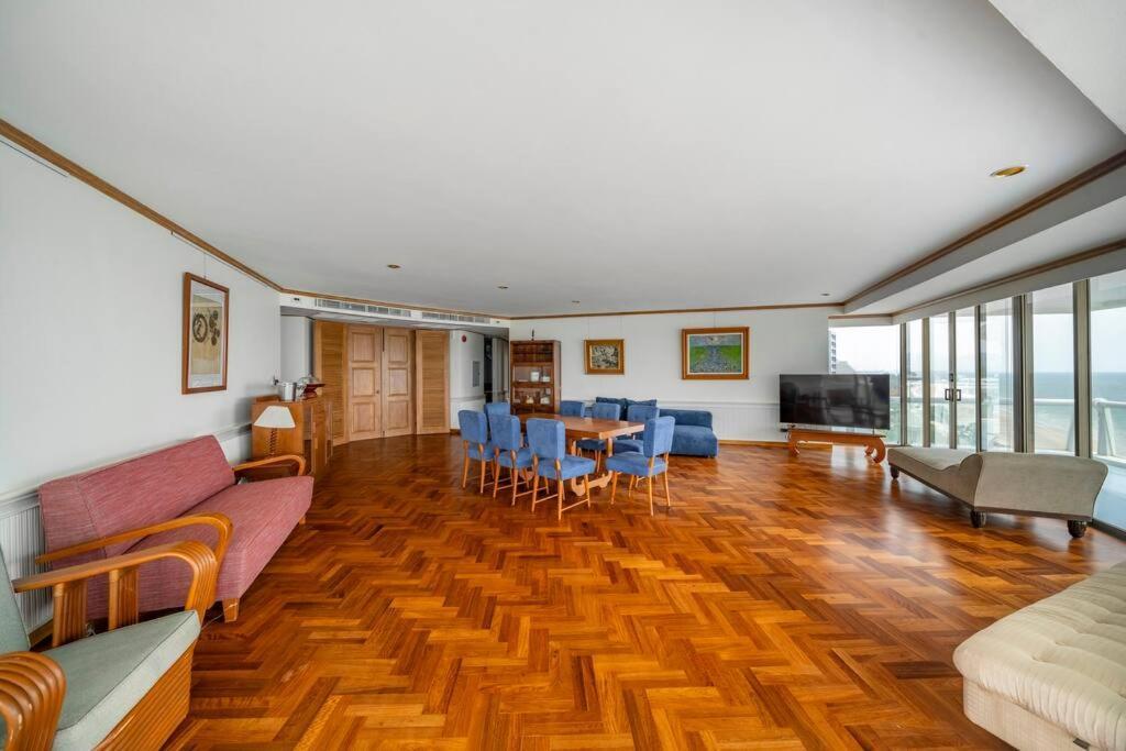 4br Seaview 360 Penthouse 11f *