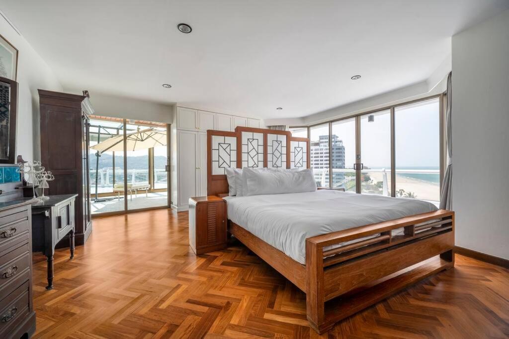 Apartment 4br Seaview 360 Penthouse 11f *
