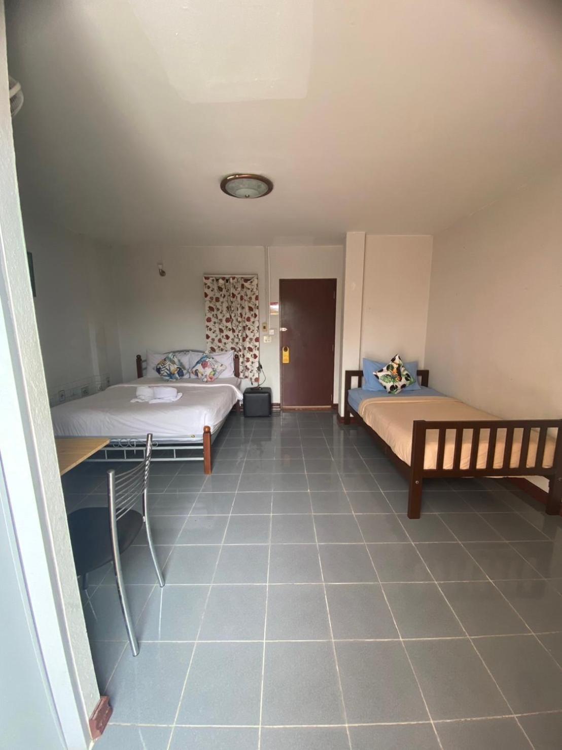 Jenny Guest house 2*