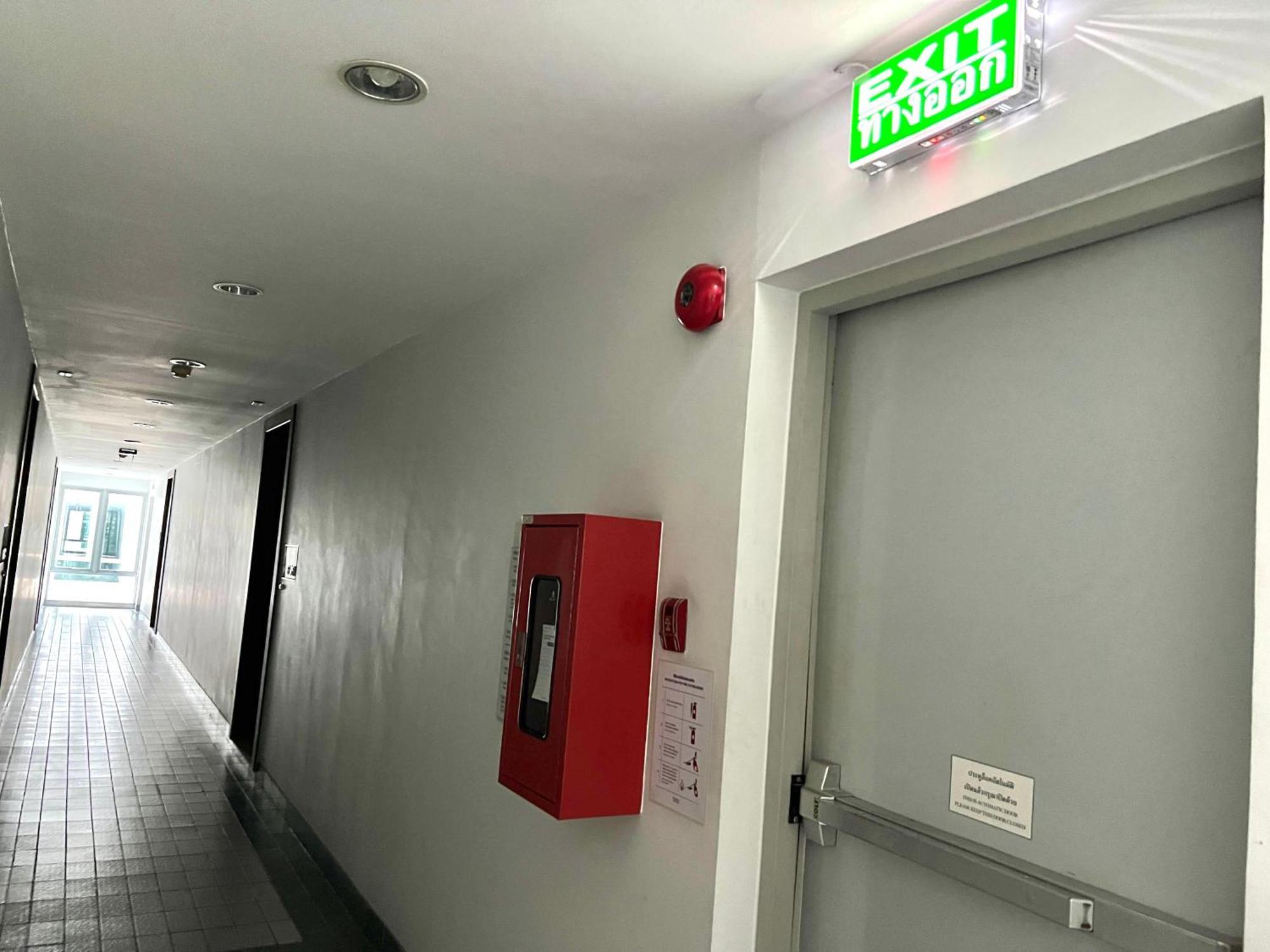 Apartment E303 Baan Sanpluem By Pat *