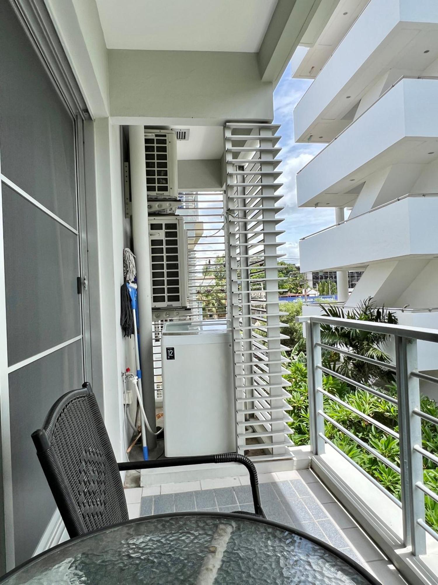 E303 Baan Sanpluem By Pat Hua Hin