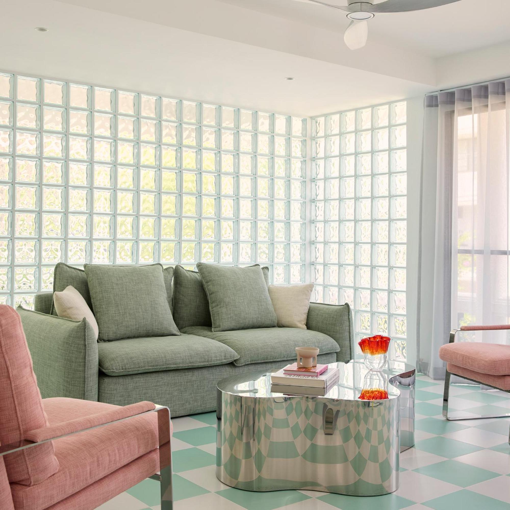 Molly House By Yudee Assets