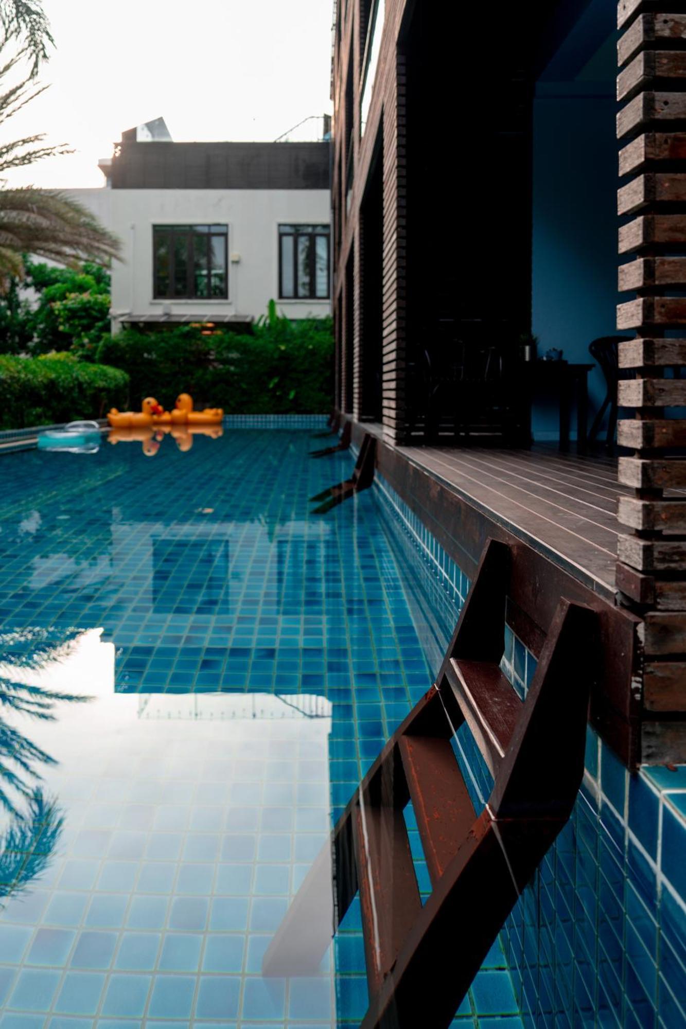 The Bihai 3*