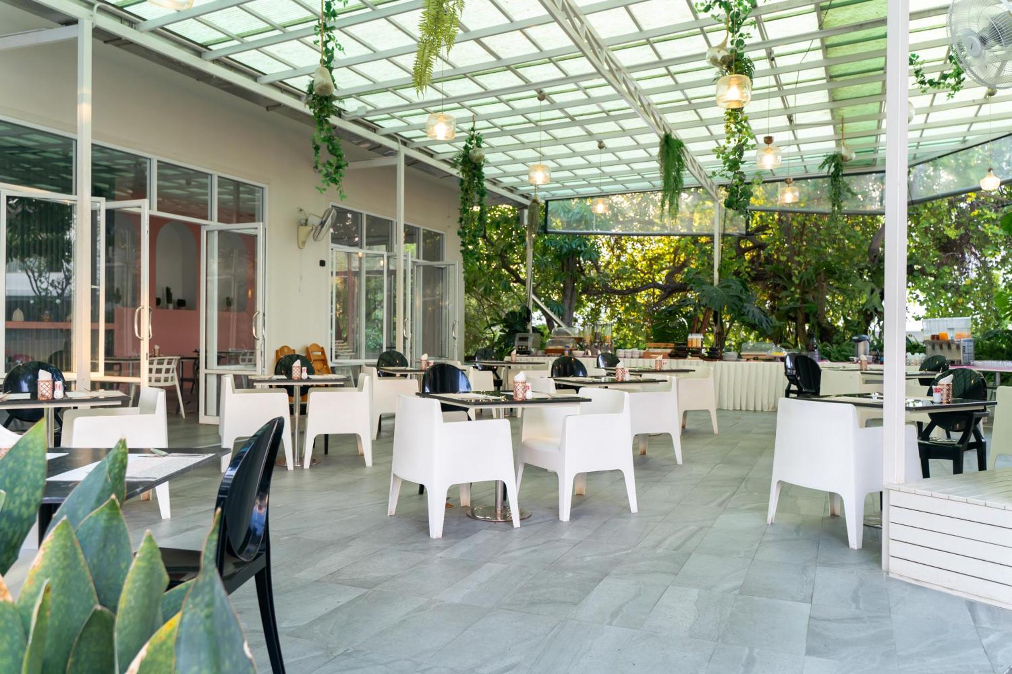The Sea Cret Hotel