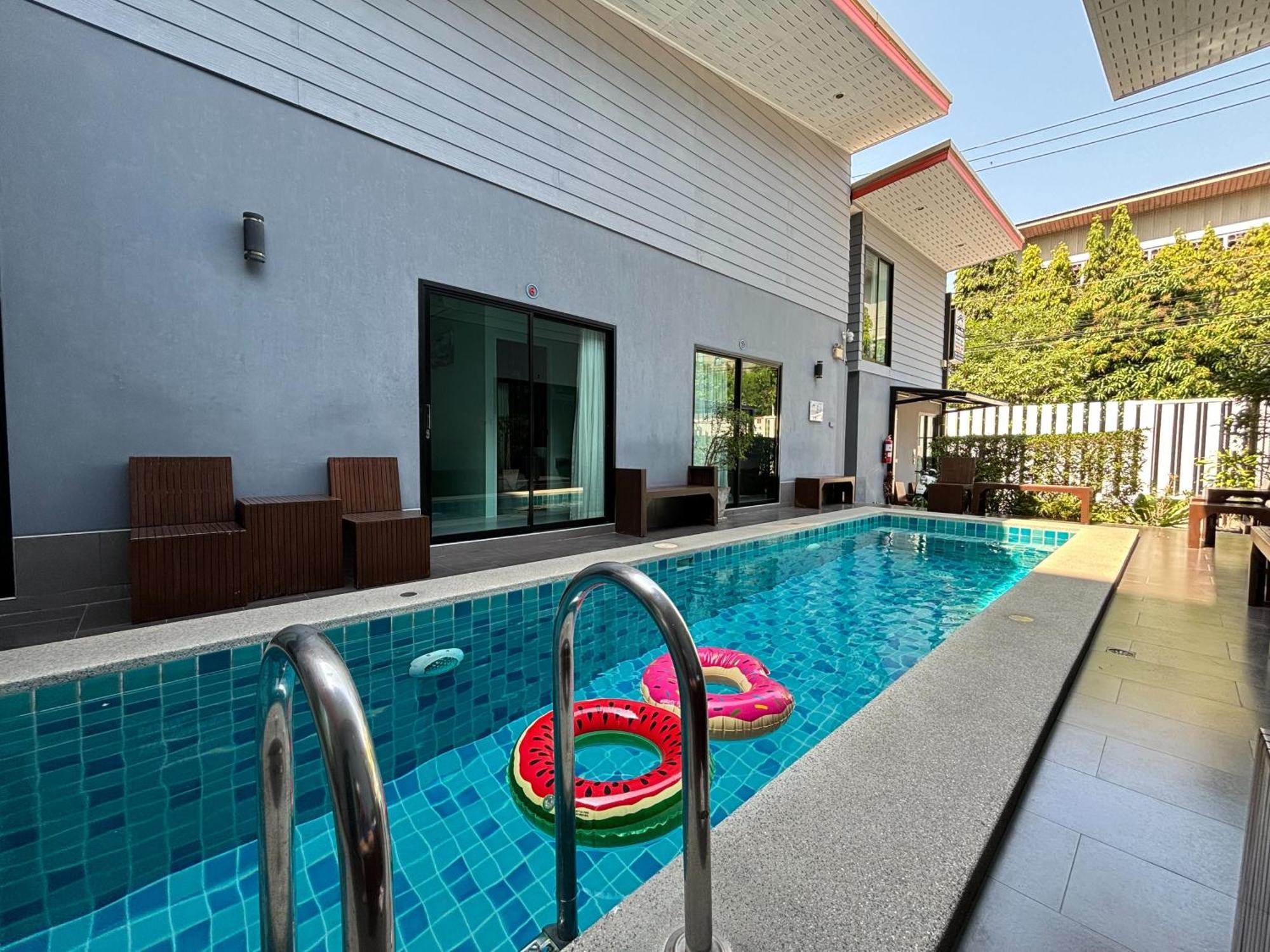 The Hotel 3*