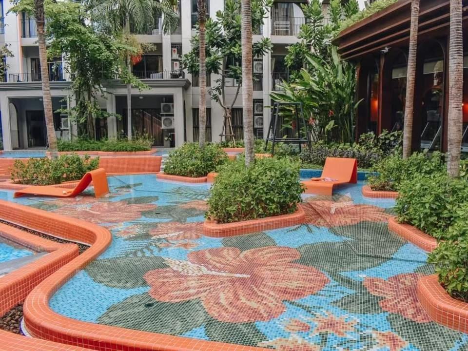 Cicada Bed Sea View Beachfront Apartment Hua Hin