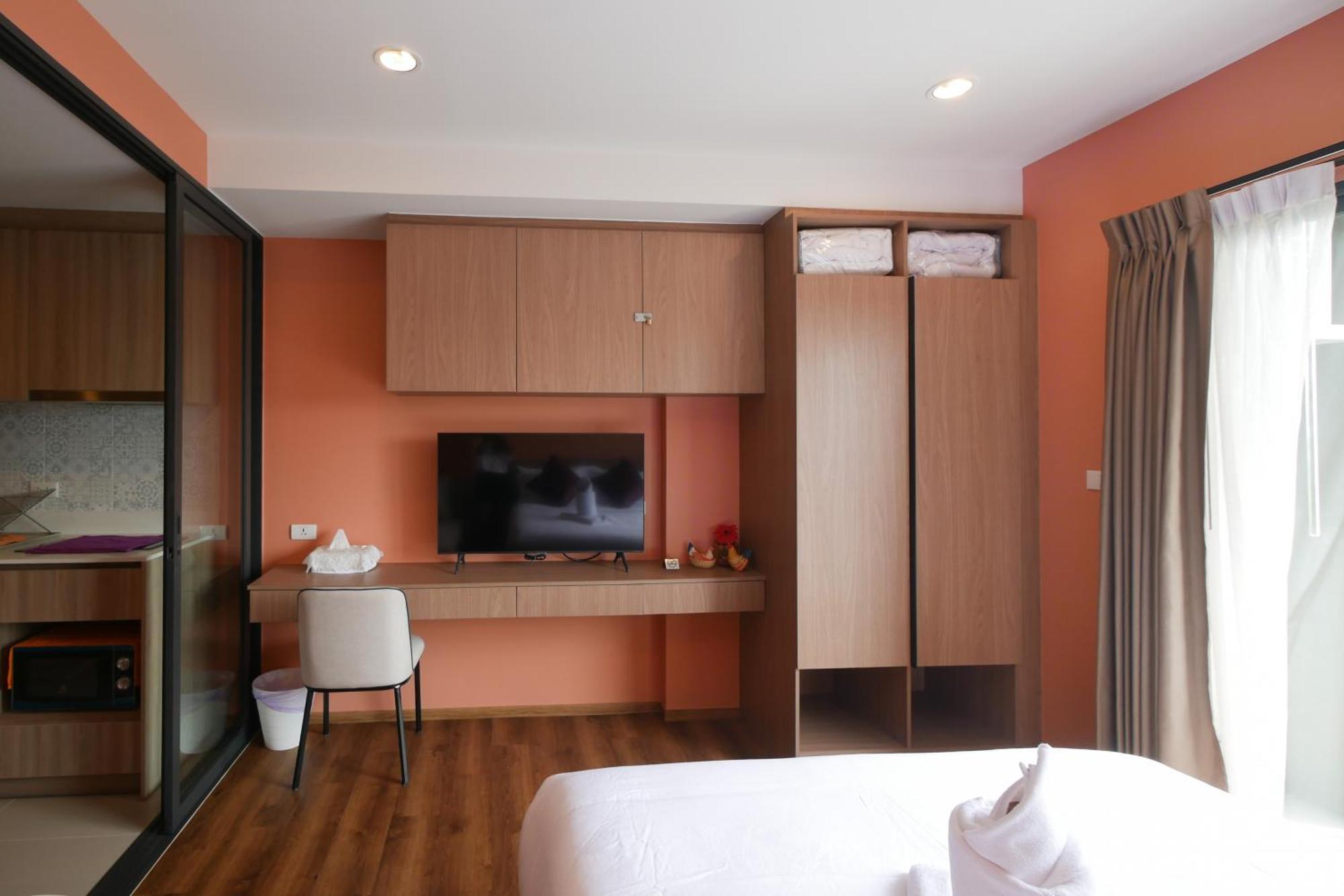 Cicada Bed Sea View Beachfront Hua Hin