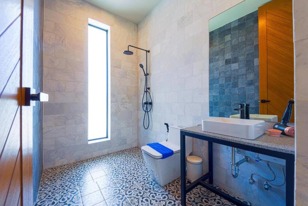 Luxury Large 3 Bedroom Pool Villa! - Kh-c5