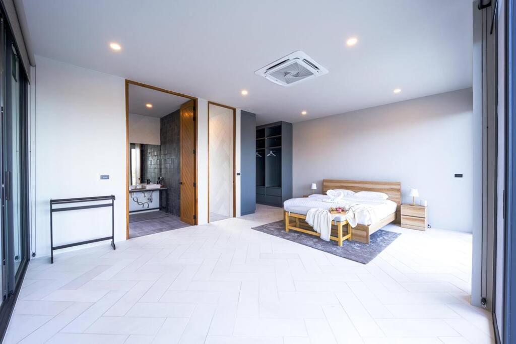 Luxury Large 3 Bedroom Pool Villa! - Kh-c5 Holiday home *