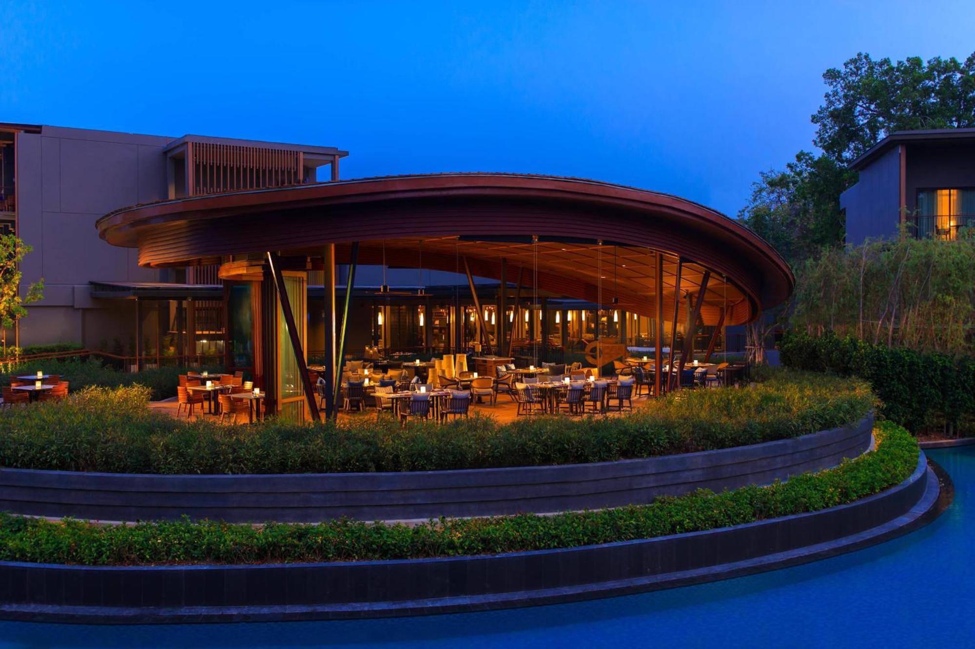 Resort Marriott And 5*