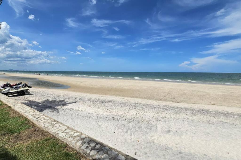 Marrakesh 1 Bedroom New Apartment Hua Hin