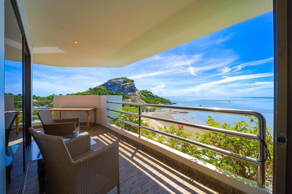 Beachfront 2 Bed With Seaview! - Bw2 Apartment Hua Hin
