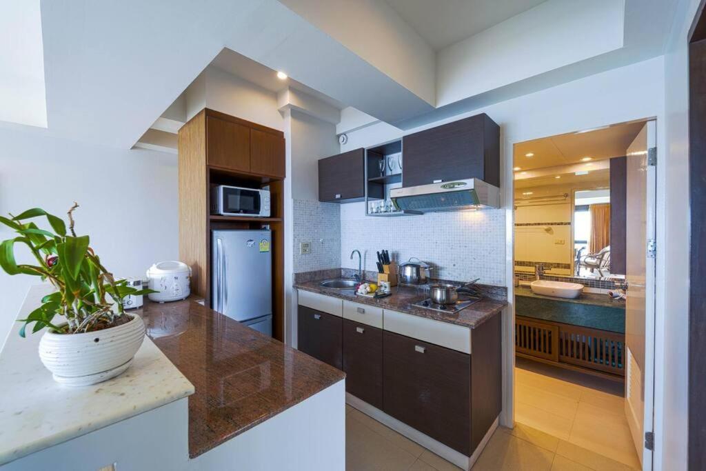 Beachfront 2 Bed With Seaview! - Bw2
