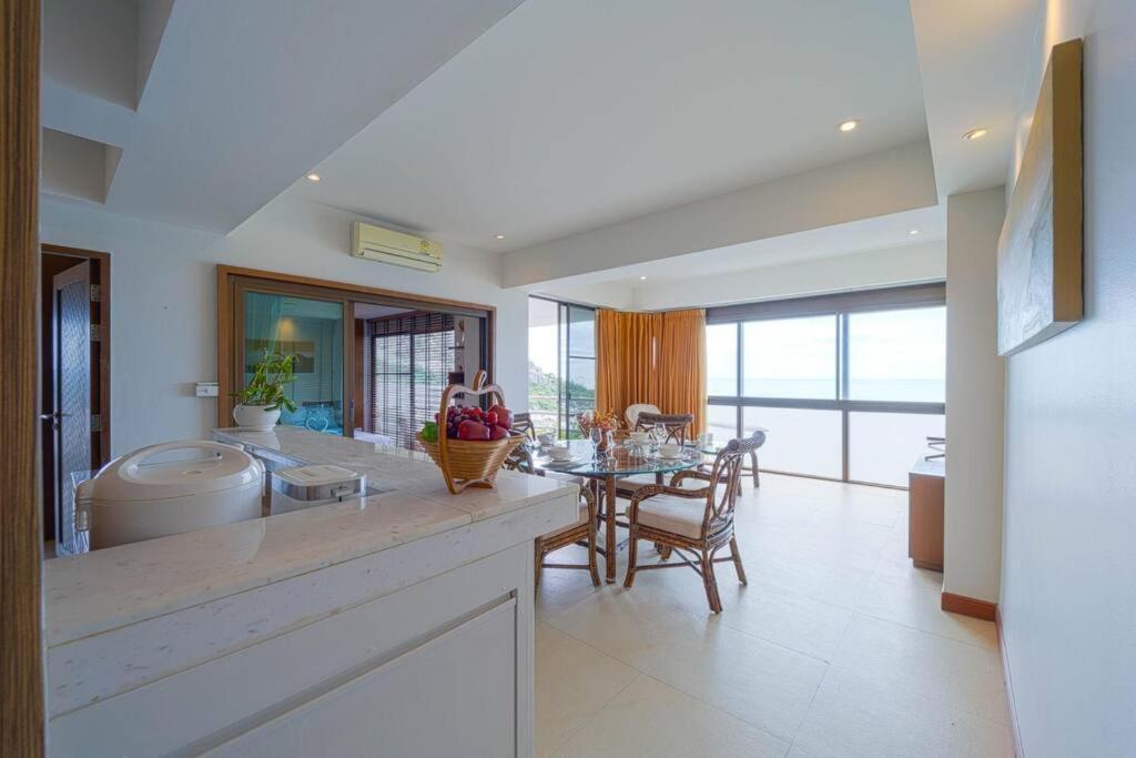 Beachfront 2 Bed With Seaview! - Bw2 Apartment *