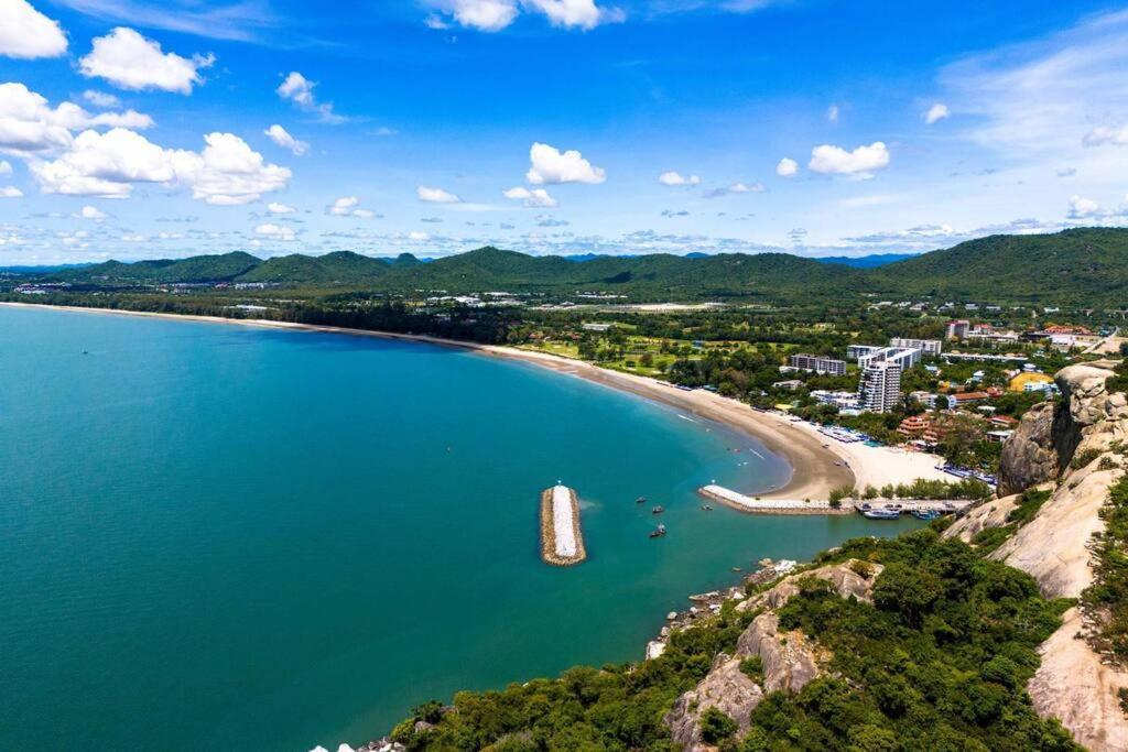 Beachfront 2 Bed With Seaview! - Bw2 Apartment