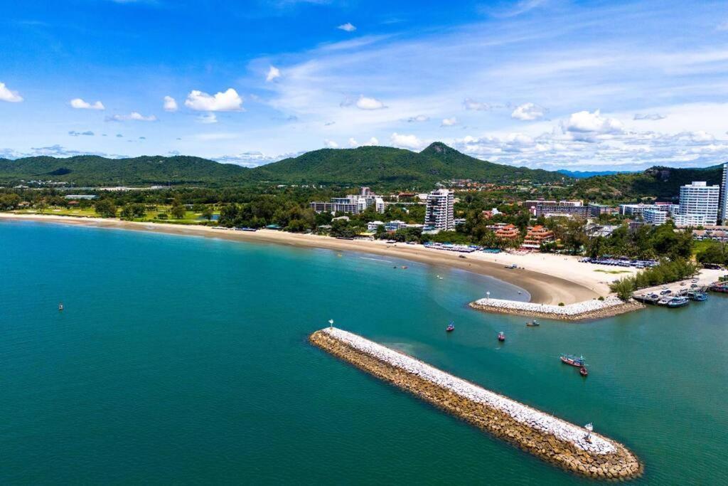 Apartment Beachfront 2 Bed With Seaview! - Bw2