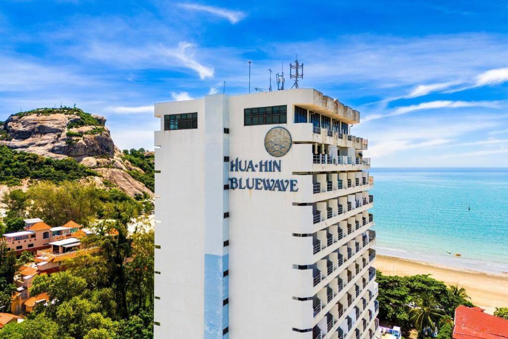 Beachfront 2 Bed With Seaview! - Bw2 Apartment *