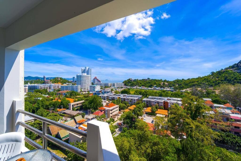 Apartment Beachfront 2 Bed With Seaview! - Bw2 *
