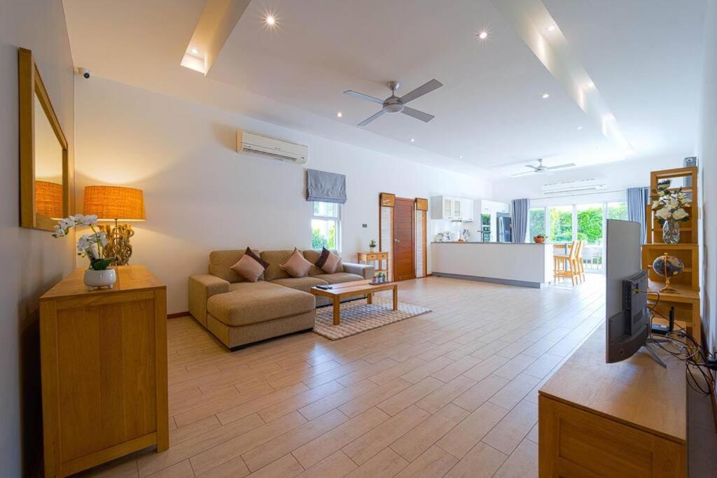 4 Bedroom Private Pool - Mr51 Villa *