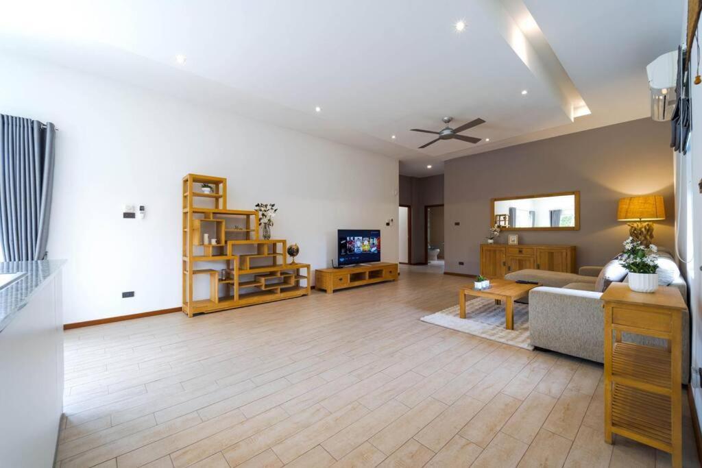 4 Bedroom Private Pool - Mr51