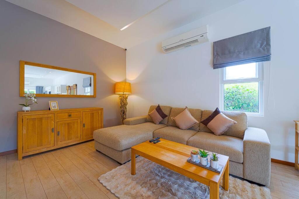 Villa 4 Bedroom Private Pool - Mr51 *