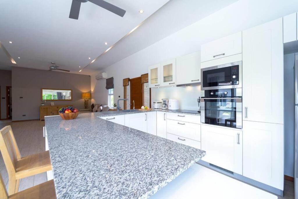 4 Bedroom Private Pool - Mr51 * Hua Hin