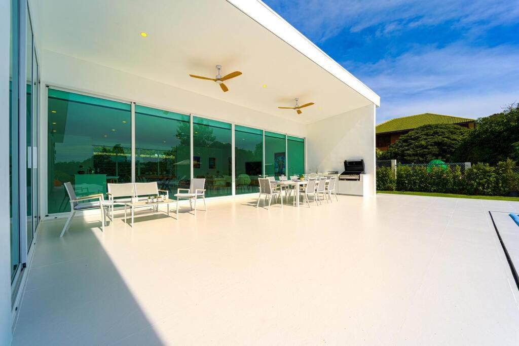 Luxury 4 Bed Pool Palm Hills Golf Club - Ph4a