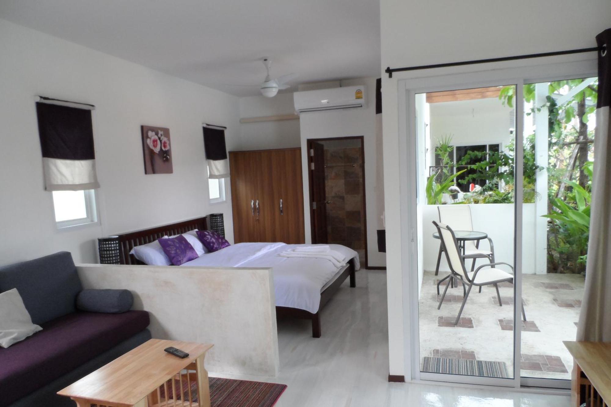 Baan Sabaaidee - Adult Friendly HHQ