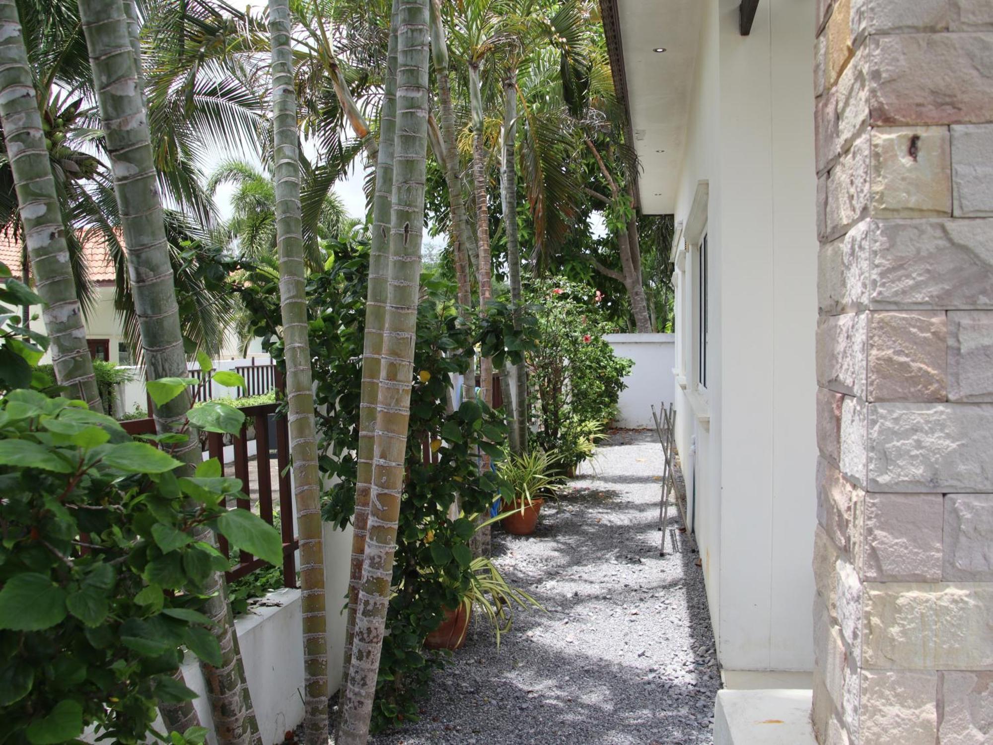 Beautiful 2 Bedroom With A Dedicated Office Hua Hin
