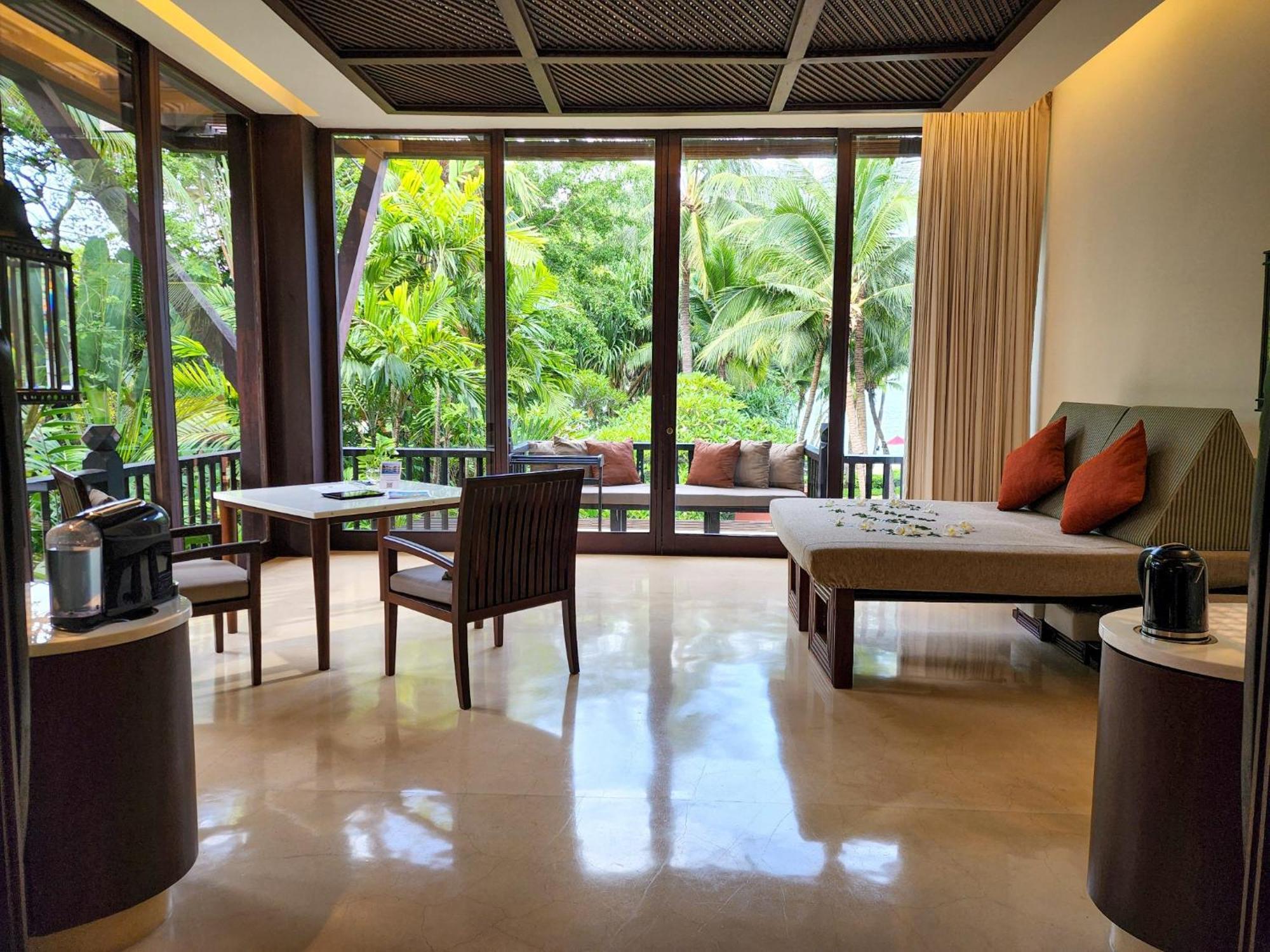 Hyatt Regency HHQ