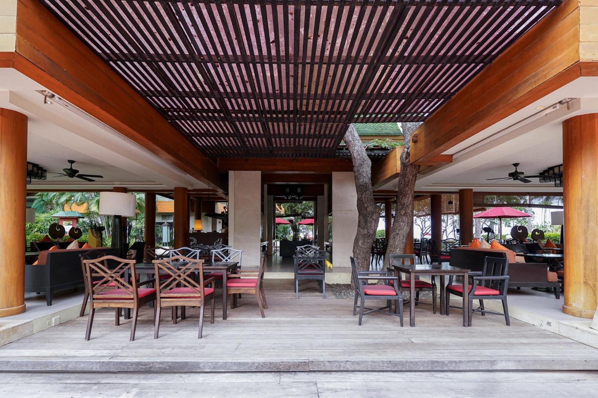 Hyatt Regency 5* HHQ