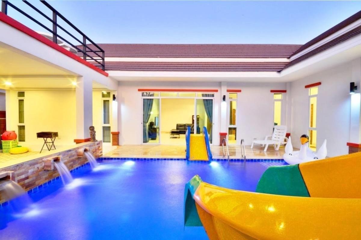 The Paragon Pool *