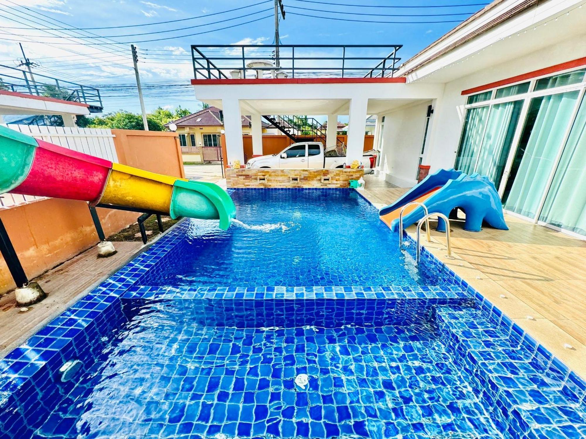 Villa The Paragon Pool