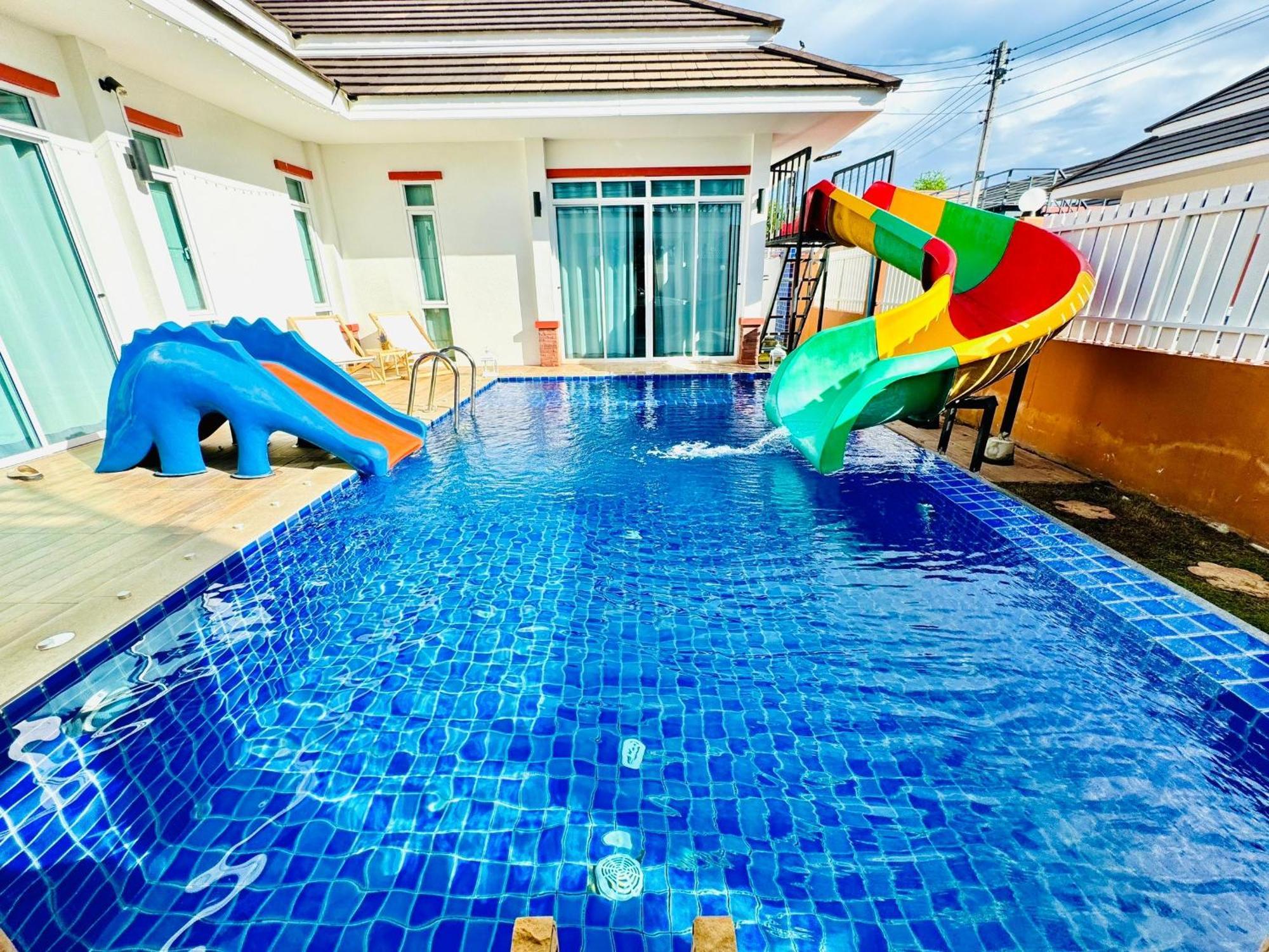 The Paragon Pool * Hua Hin