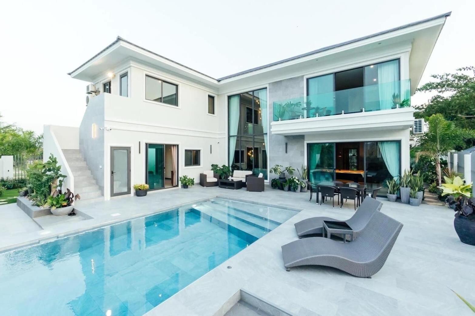5-bedroom Luxurious 5-star With Private Pool